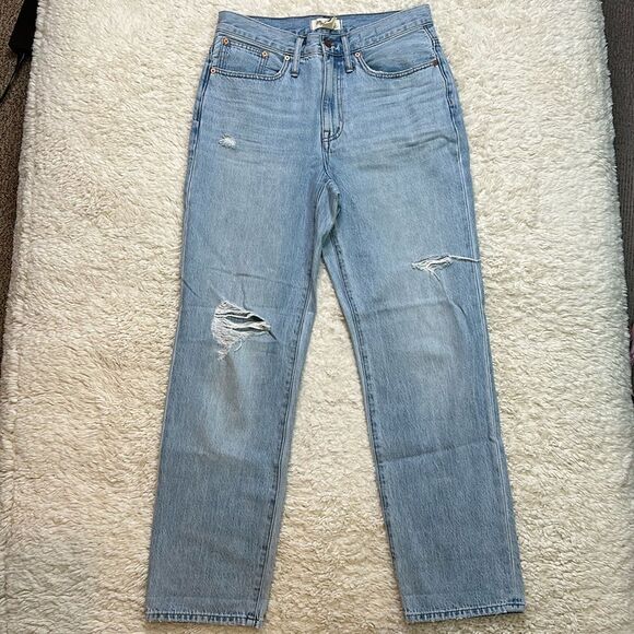 NWT Madewell Relaxed Jeans in Cresthaven Wash: Ripped Edition in size 26 - Picture 5 of 16